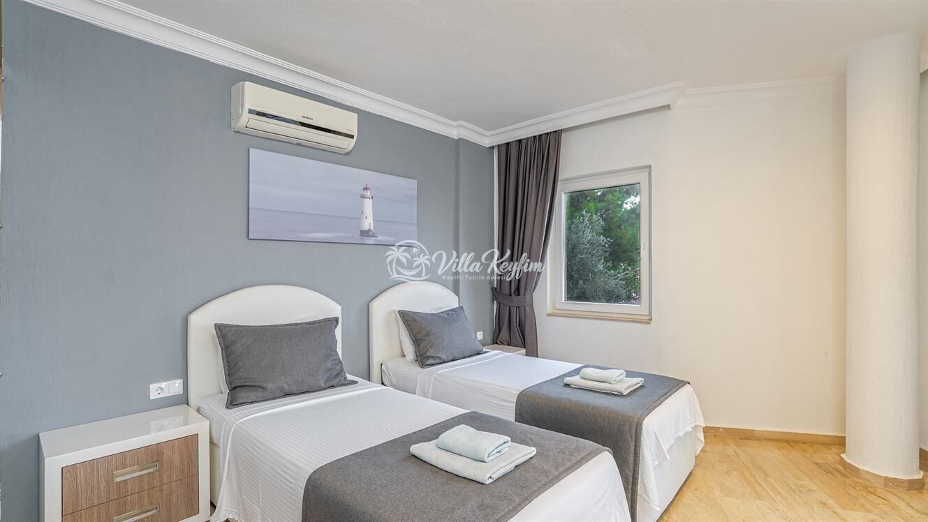 Villa Neptune — 75