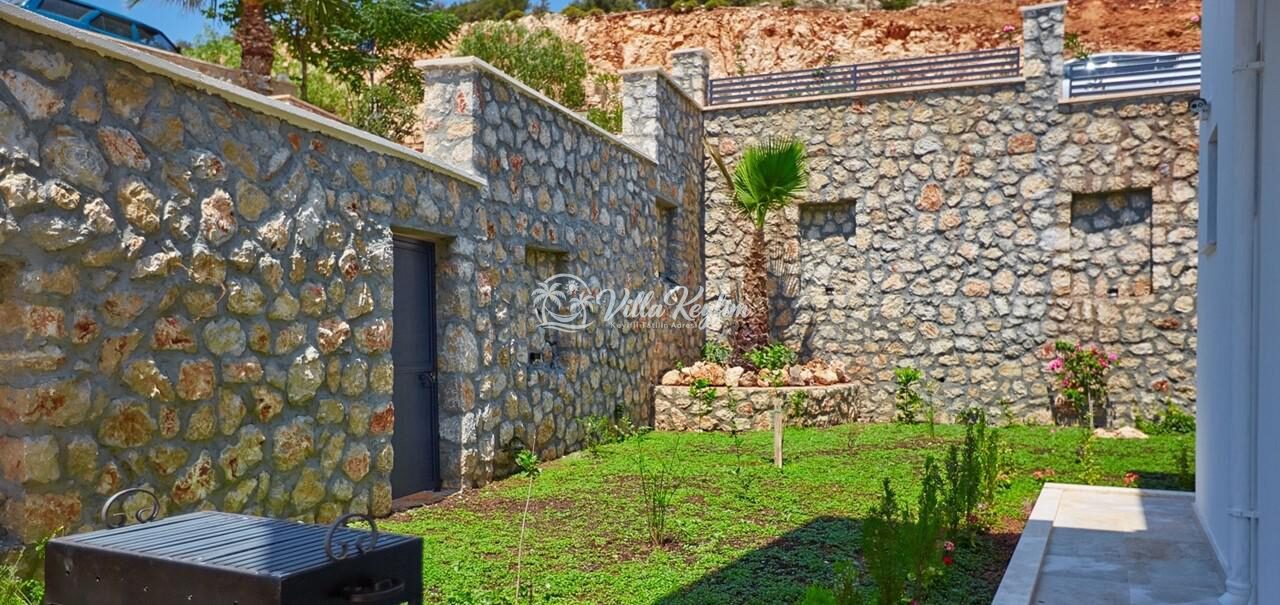 Villa Unlimited — 36