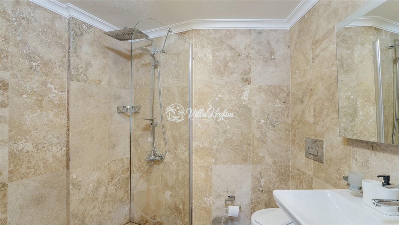 Villa Neptune — 98