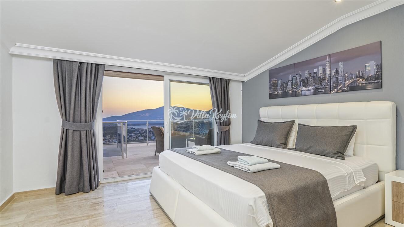 Villa Neptune — 103