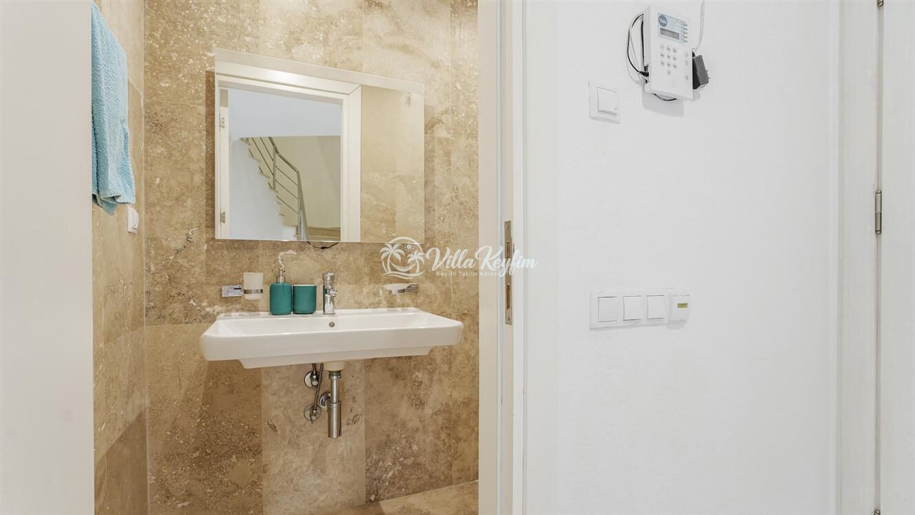 Villa Neptune — 107