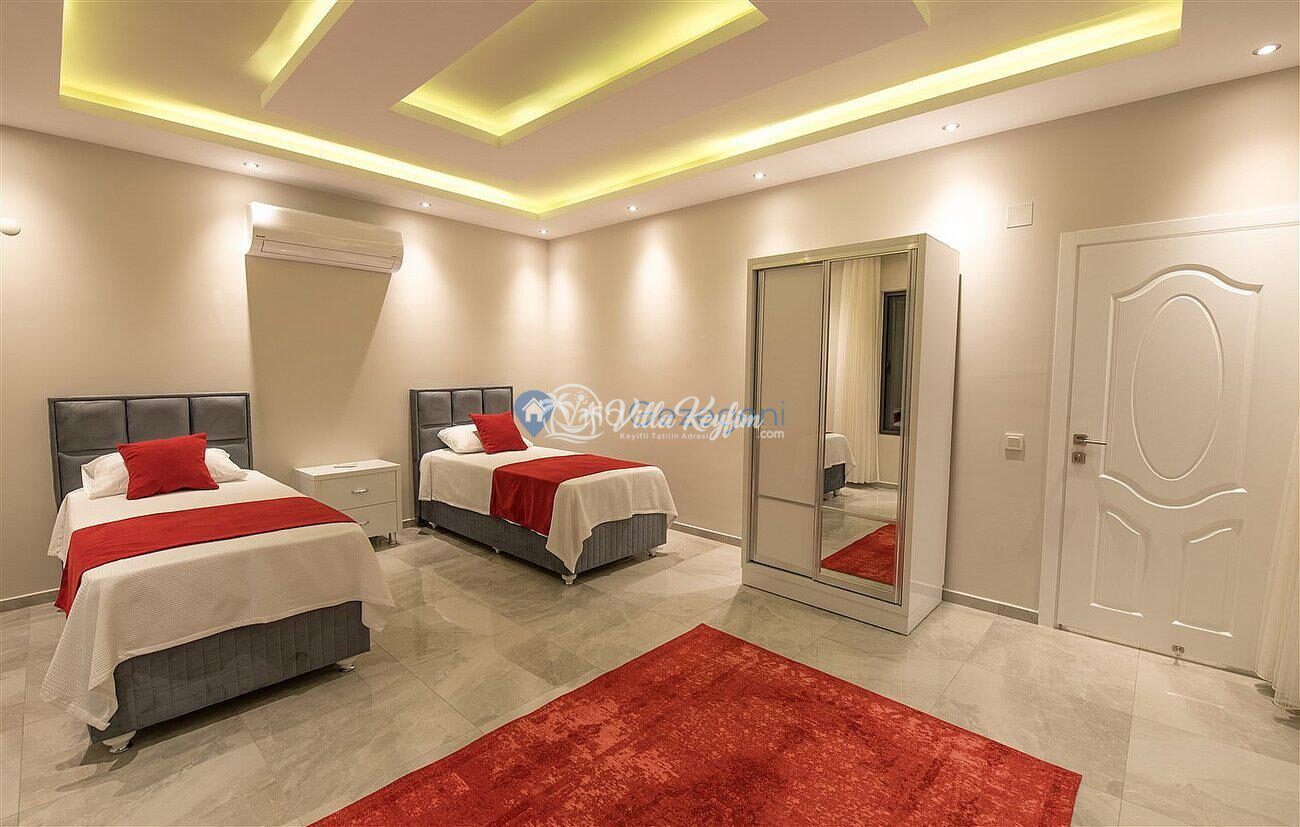 Villa Alis — 18
