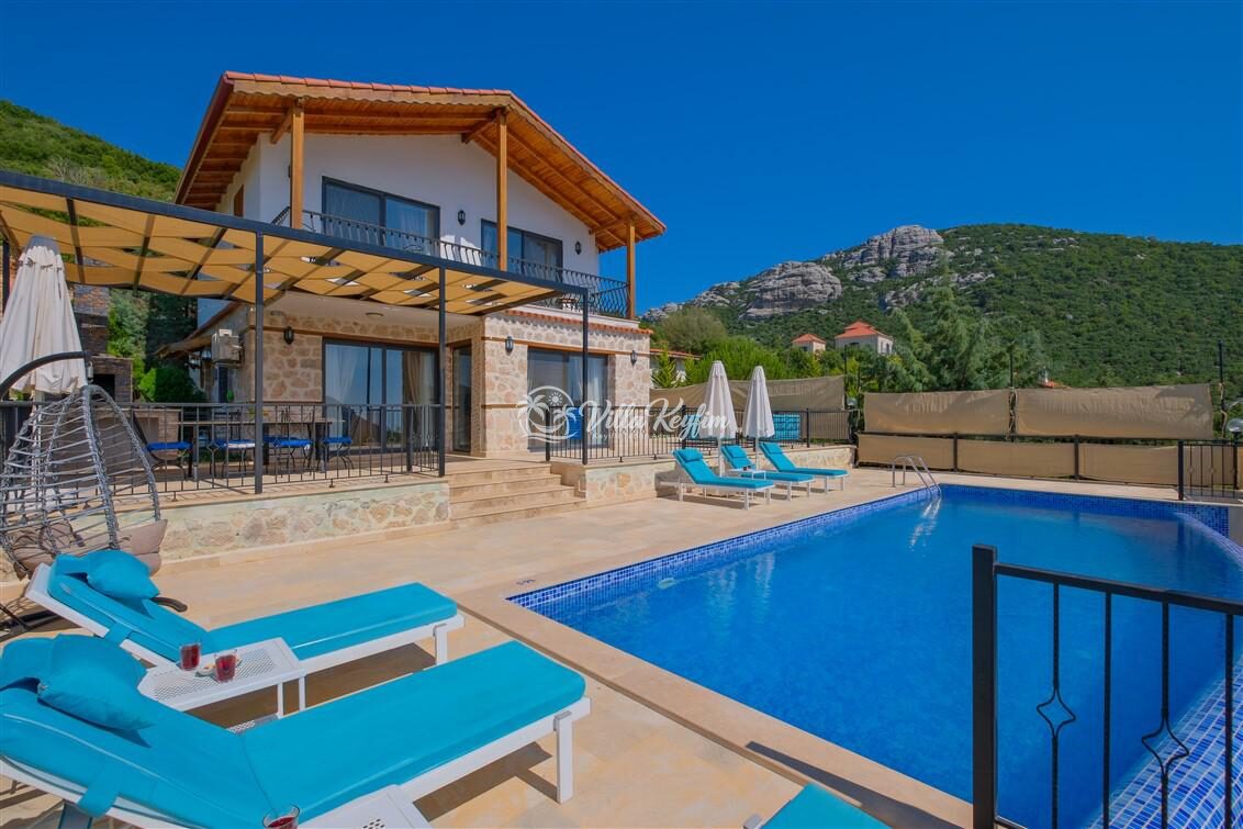 Villa Nazlı — 64