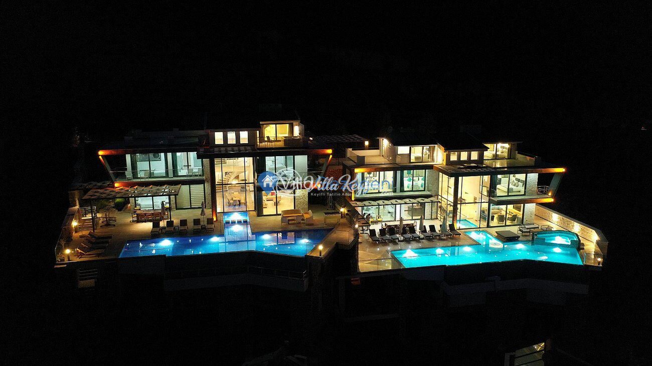 Villa Unlimited 2 — 8