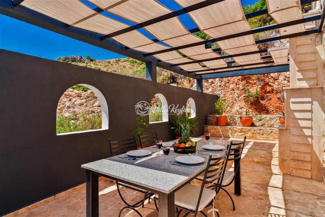 Villa Elvin — 23