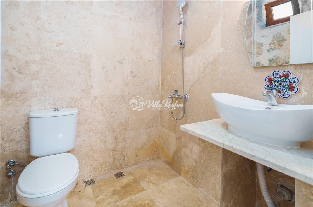 Villa Elvin — 40