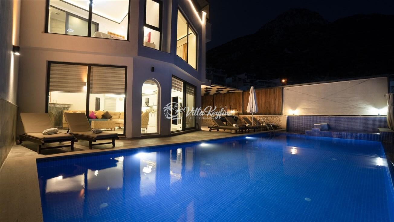 Villa Kübra — 13