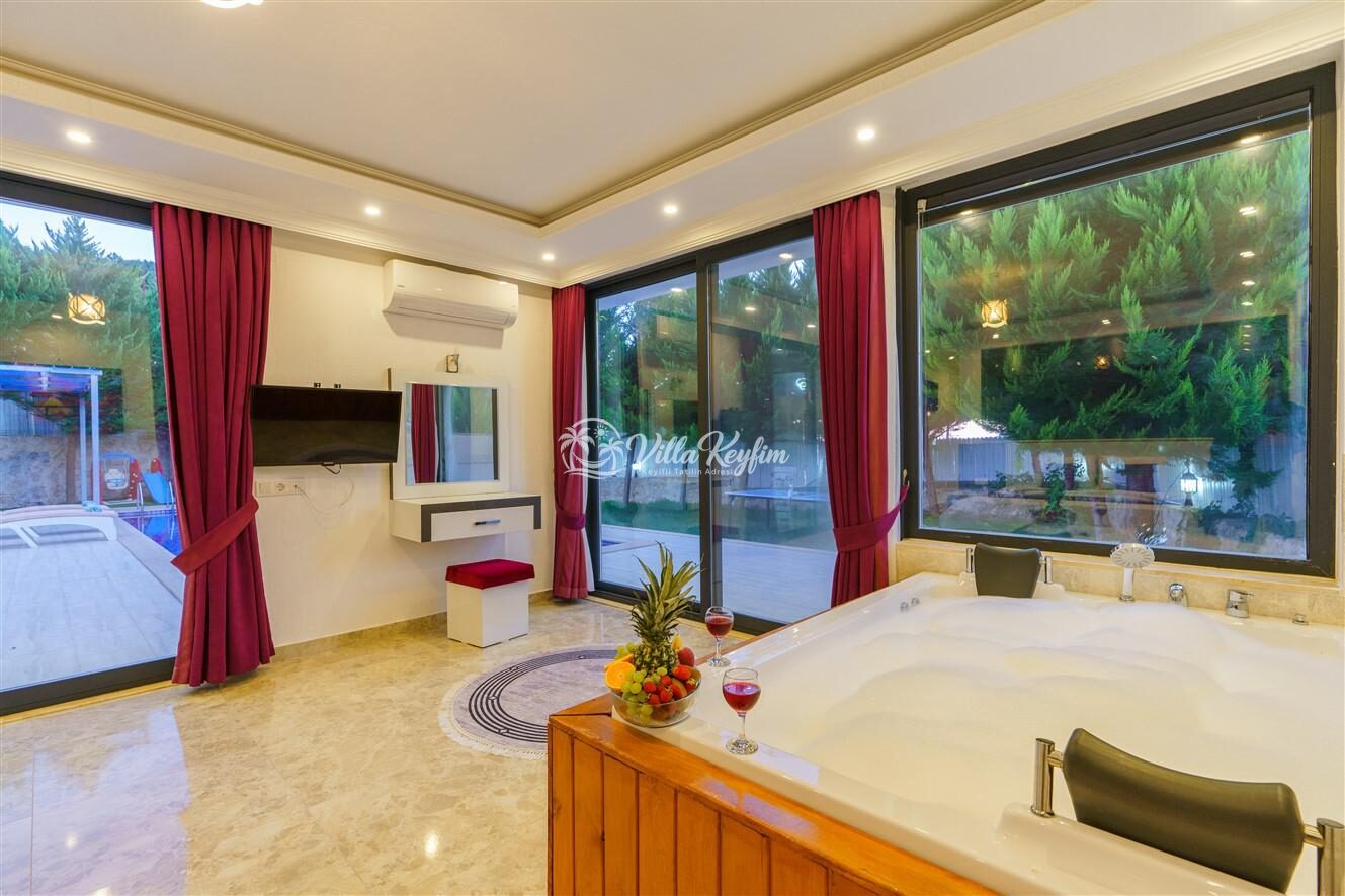 Villa Saha — 30