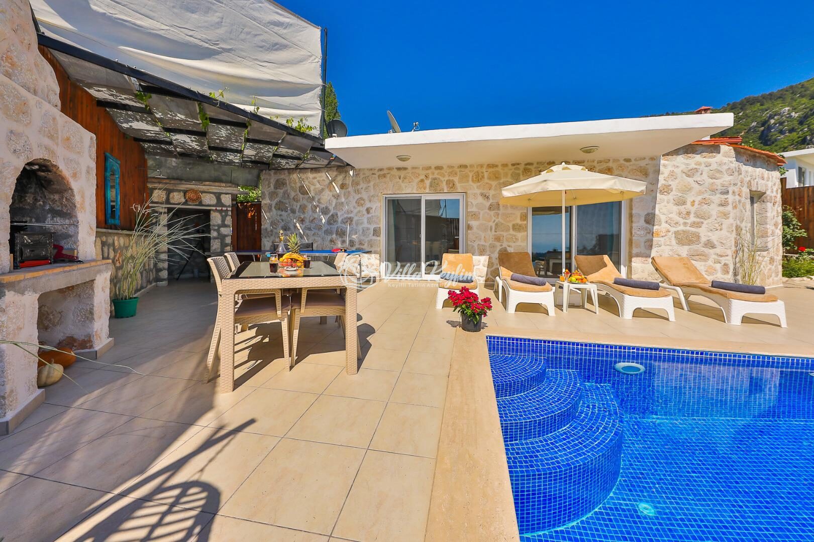 Villa Petek — 1