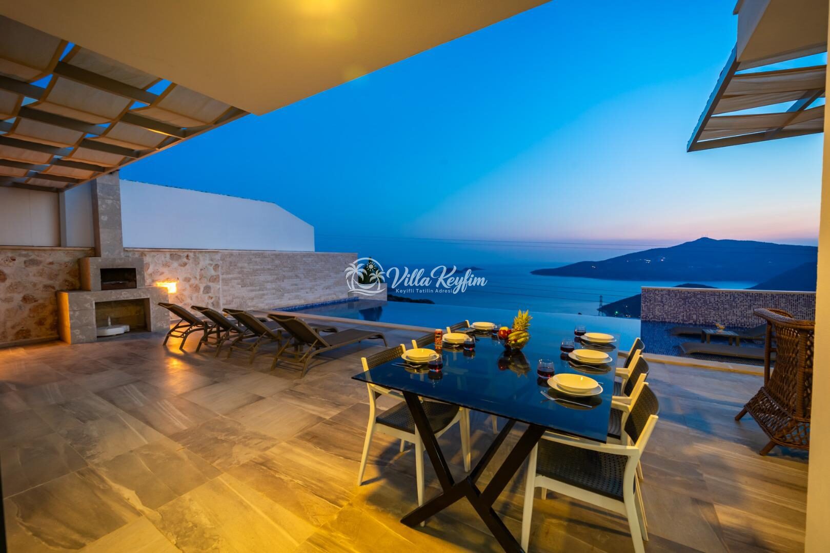 Villa Retro — 25