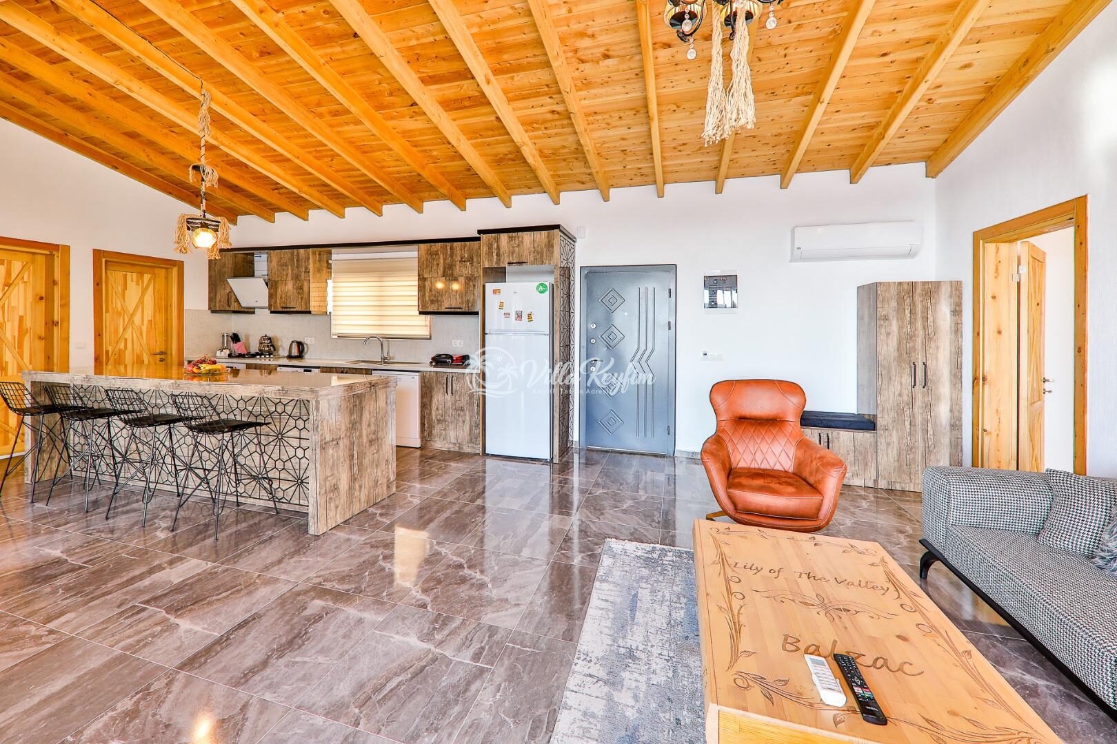 Villa Achyle — 16