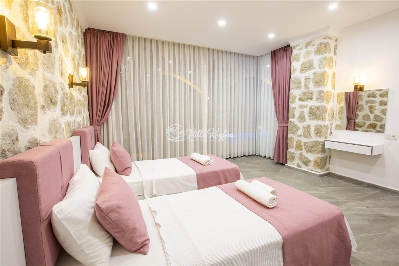 Villa Royal 3 — 20