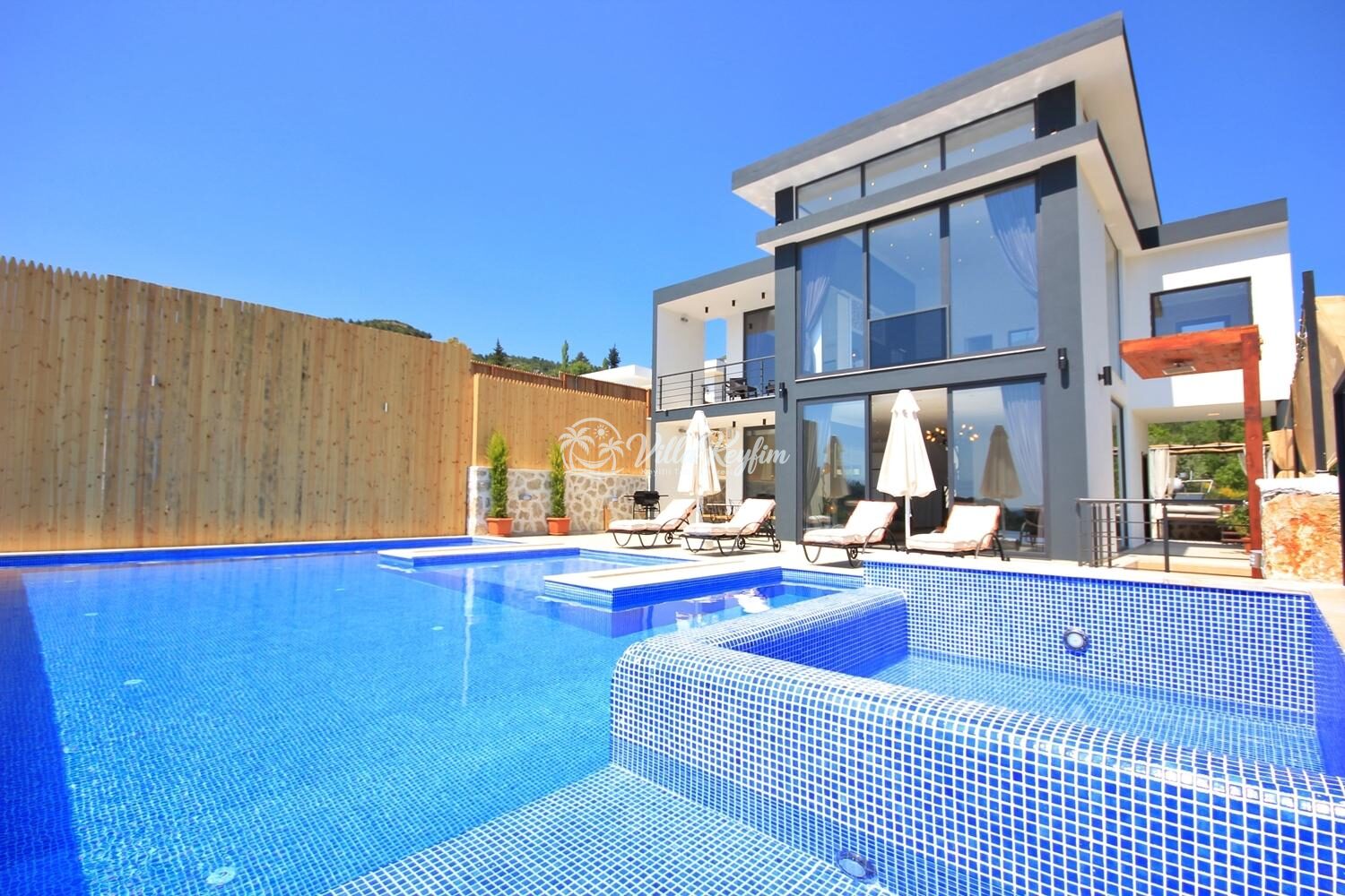 Villa Falez — 21
