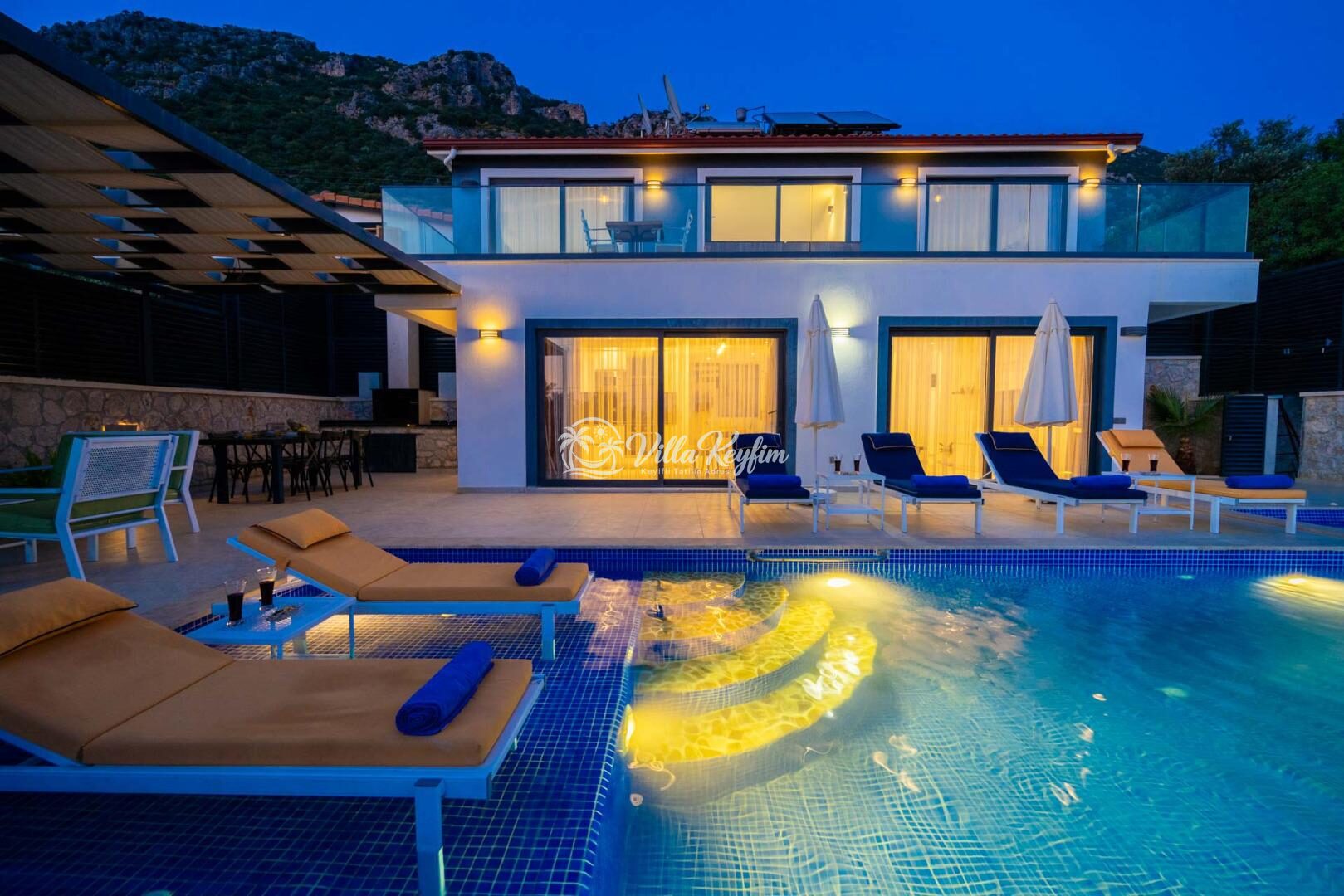 Villa Therapy 620 — 2
