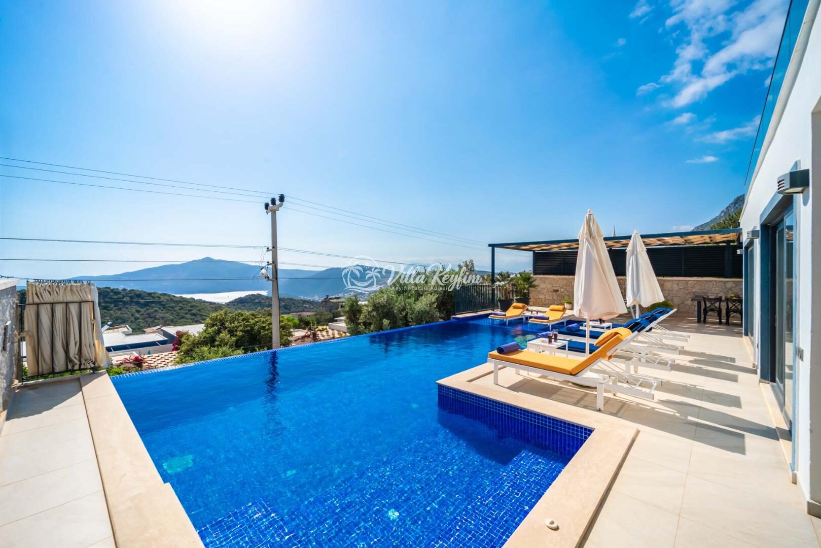 Villa Therapy 620 — 16