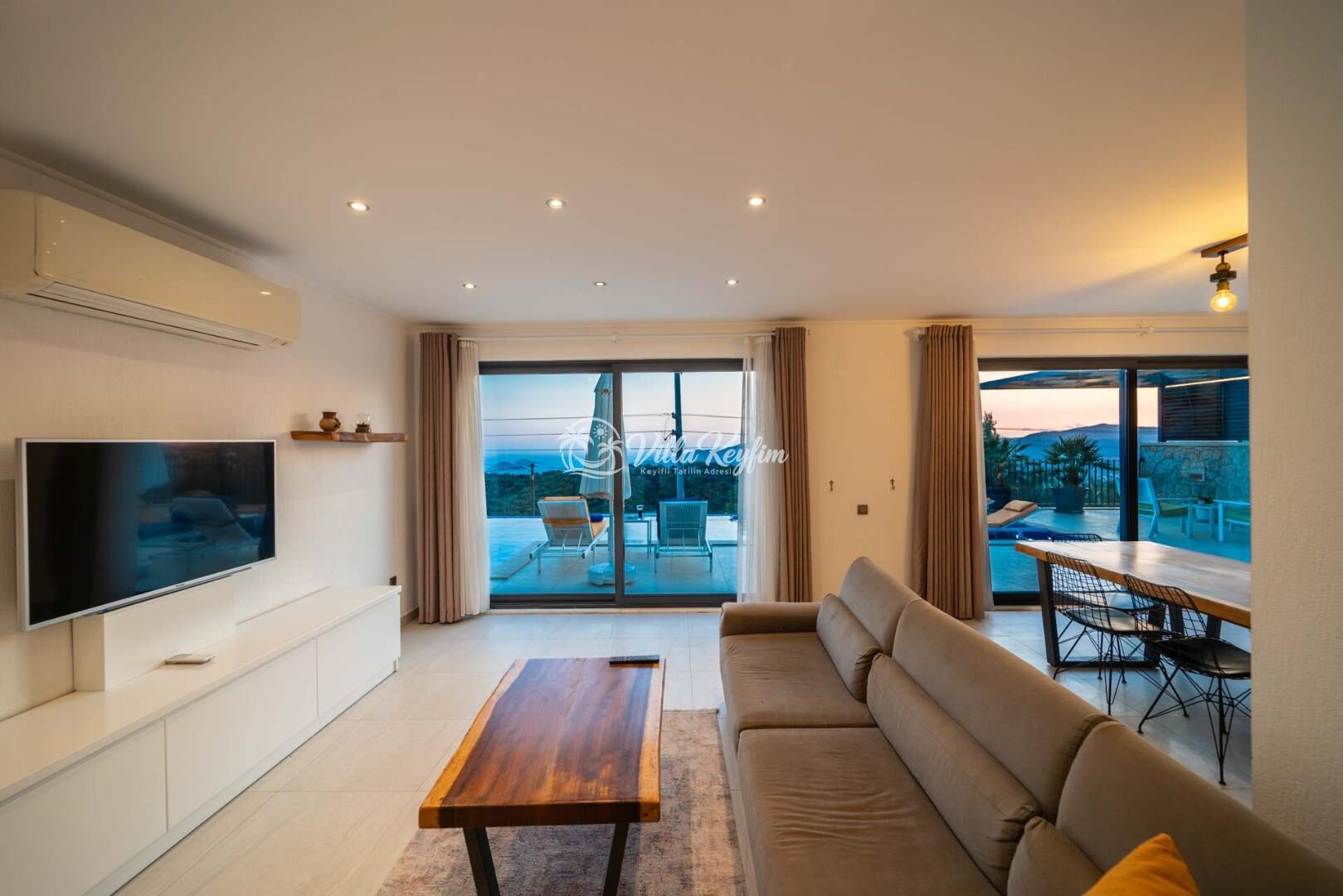 Villa Therapy 620 — 31