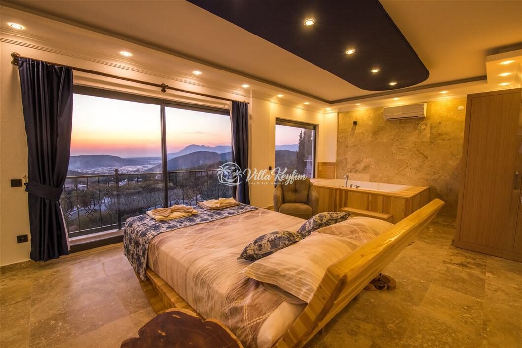 Villa Therapy — 5