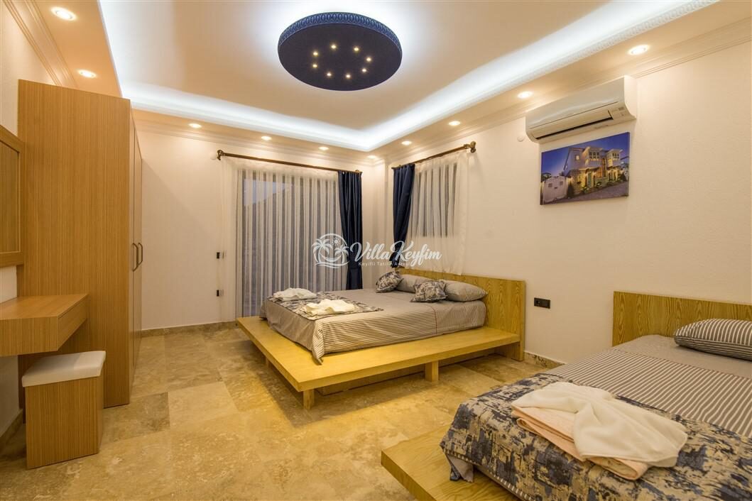 Villa Therapy — 21