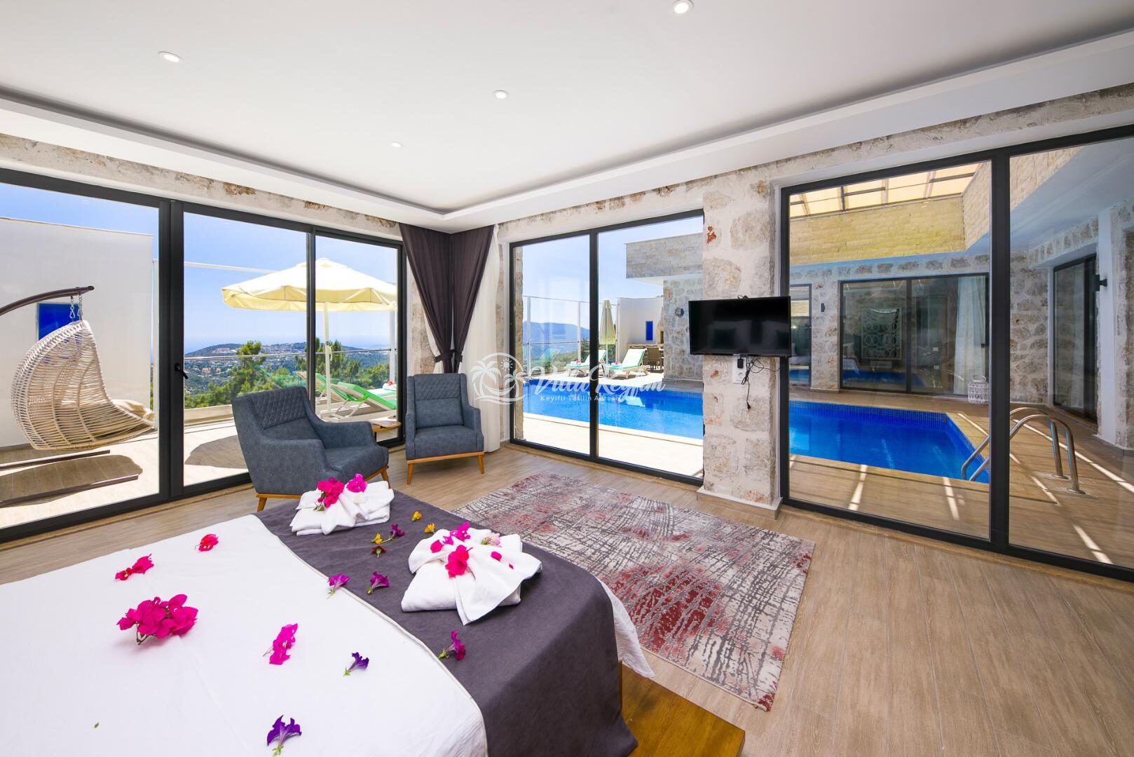 Villa Narin 8 — 18
