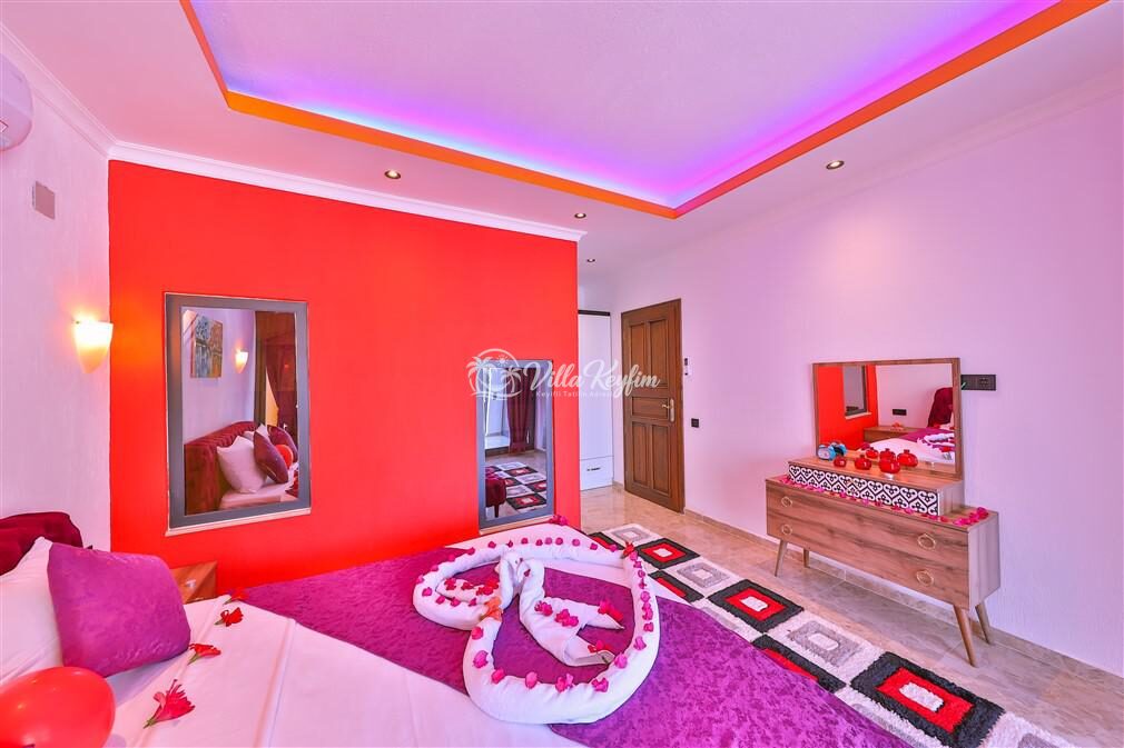 Villa Rainbow — 12