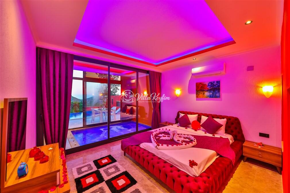 Villa Rainbow — 16
