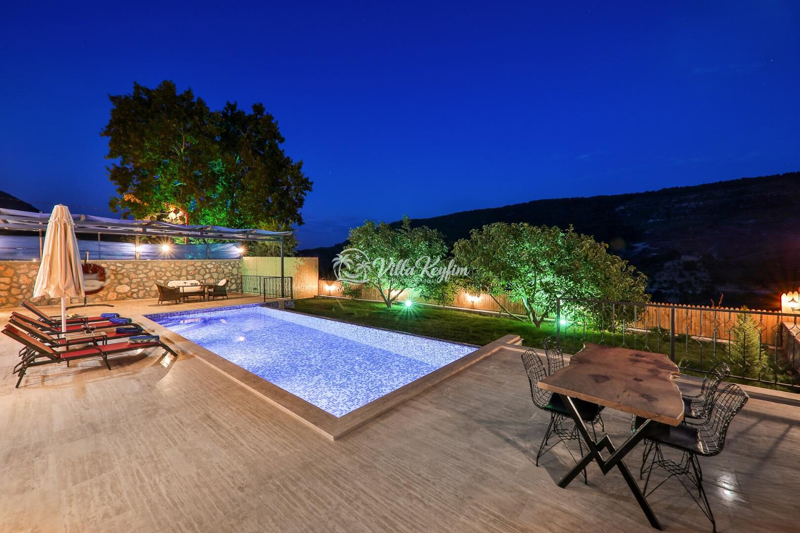 Villa Azra Naz — 36