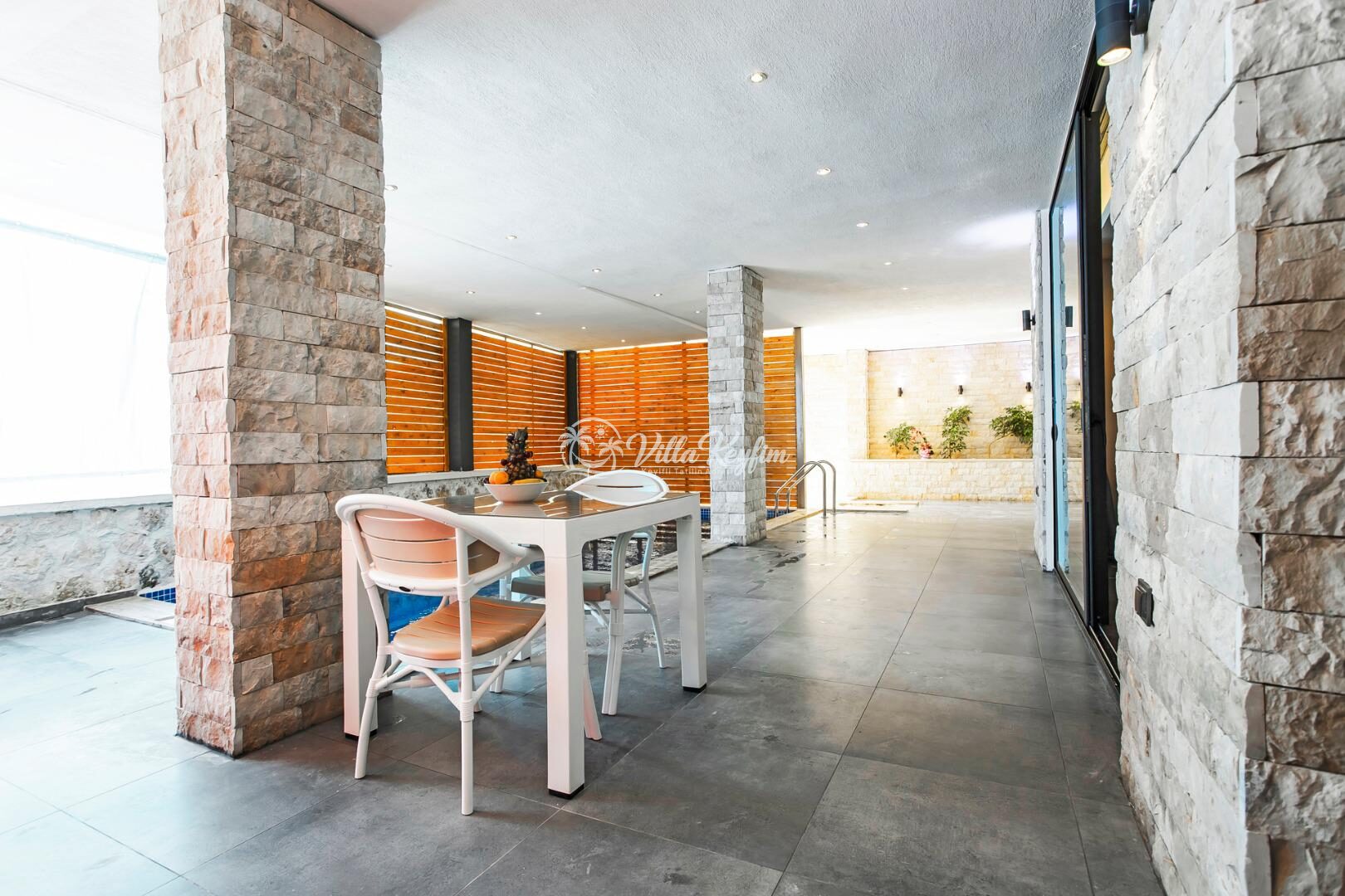 Villa Tarz — 42