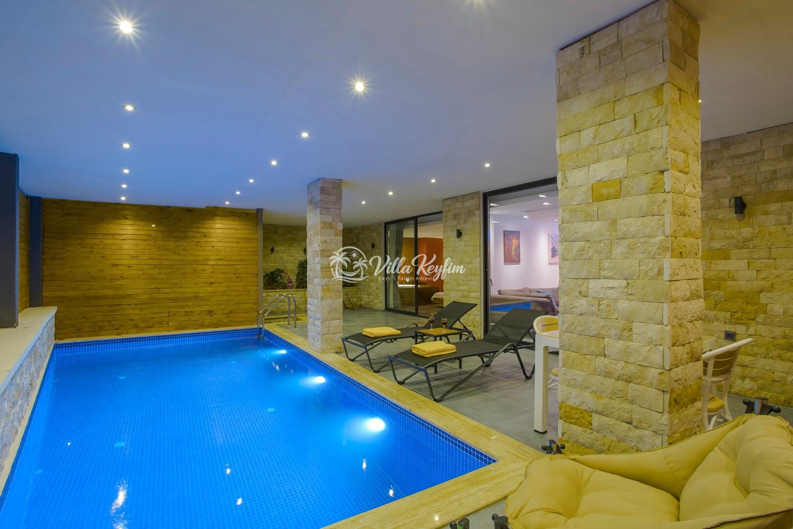 Villa Tarz — 53