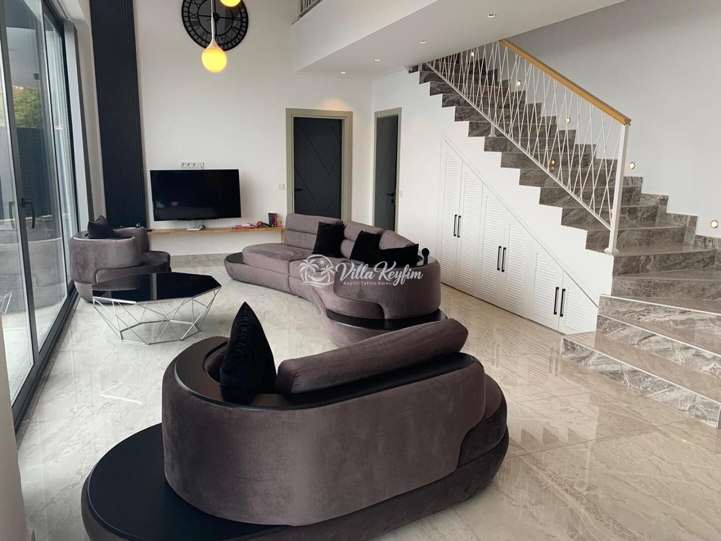 Villa Tria — 4