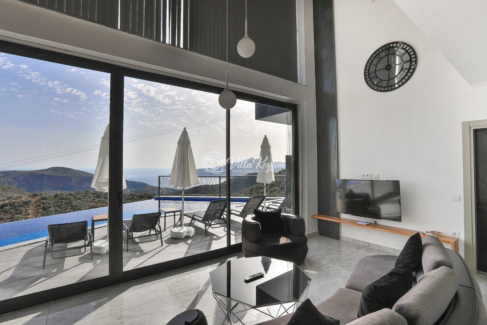 Villa Tria — 37
