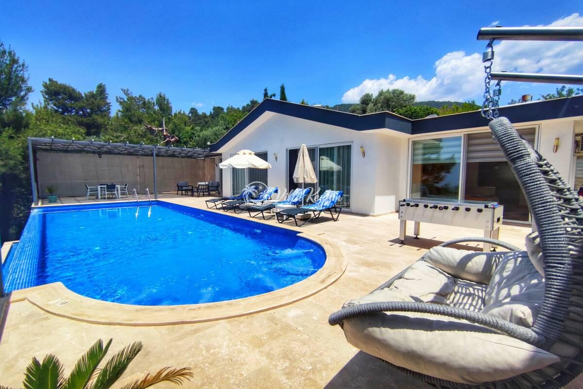 Villa Secret Swiss — 19