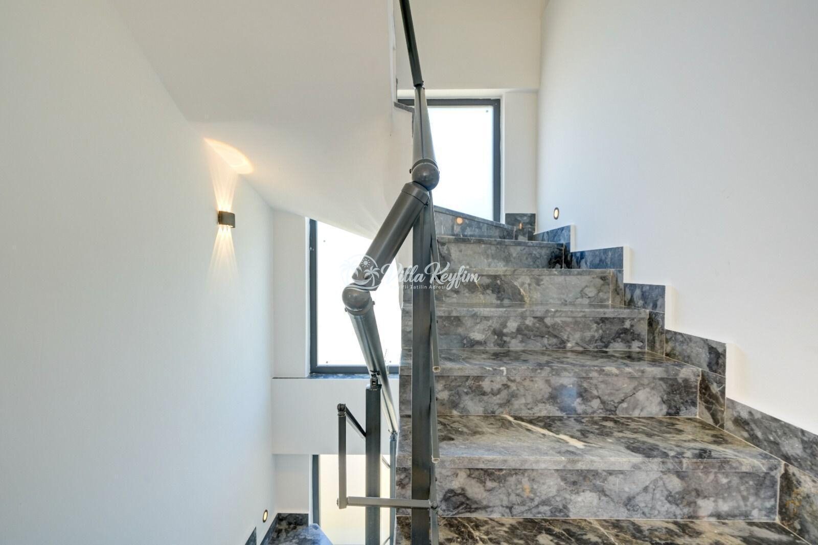 Villa Ranya — 16