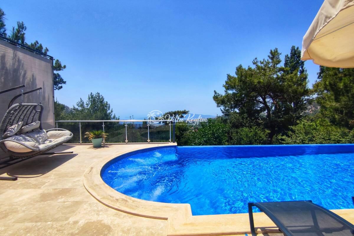 Villa Secret Swiss — 24