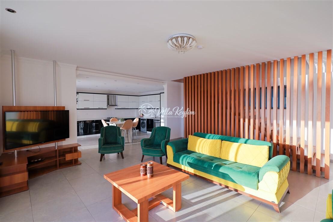 Villa Yusef — 36