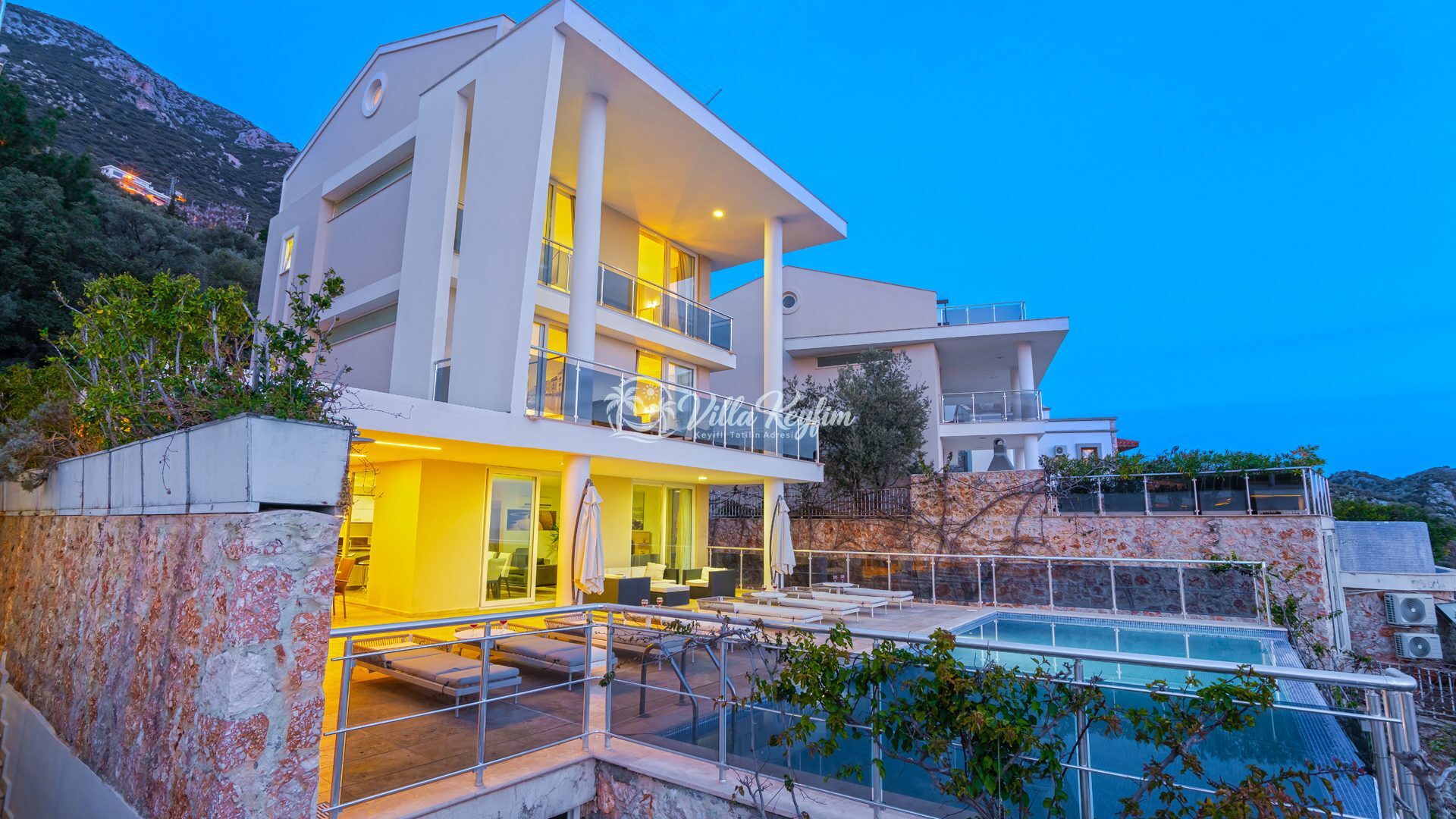 Villa Horizon — 1