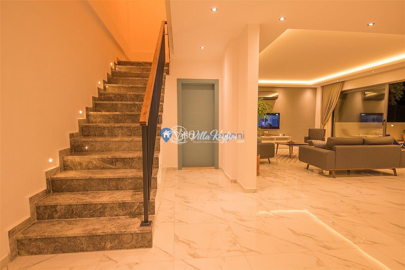 Villa Moonlight — 17