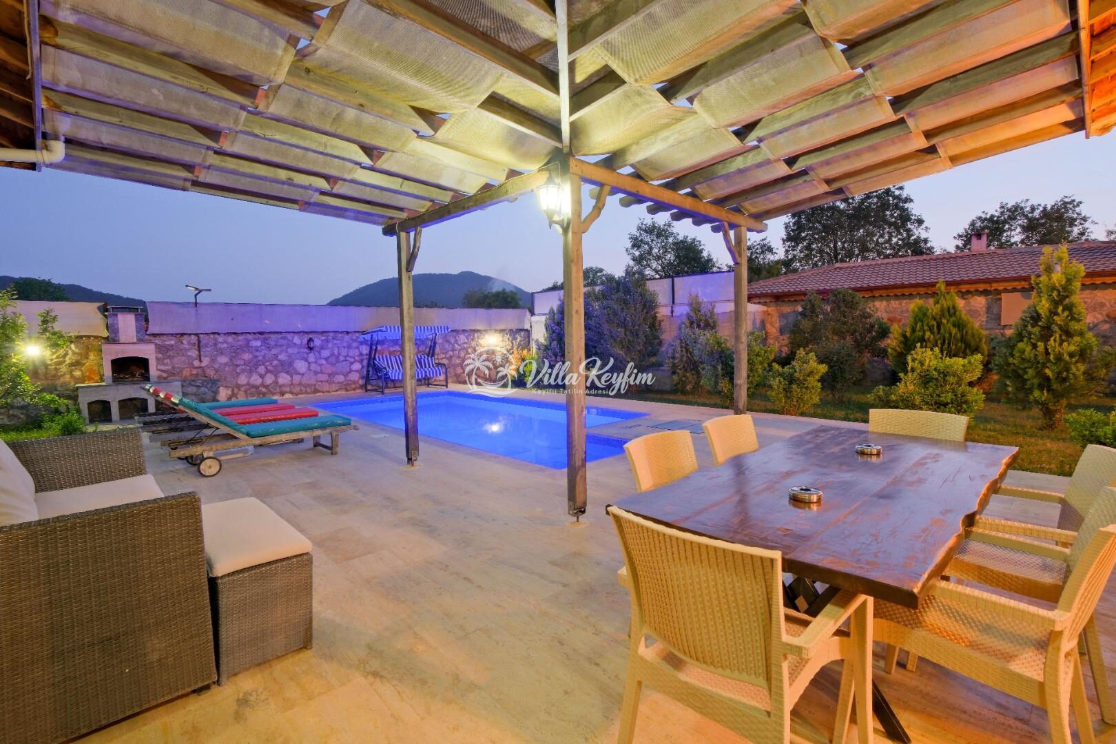 Villa Bonus — 3