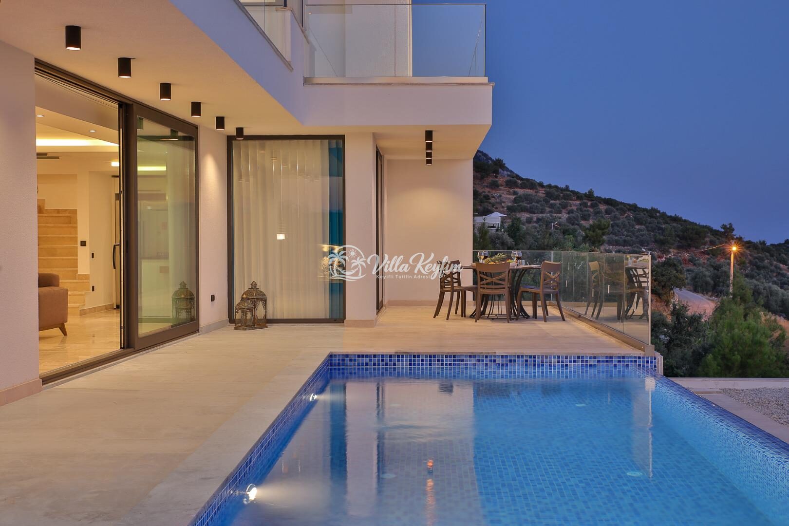 Villa Azure Duo — 8