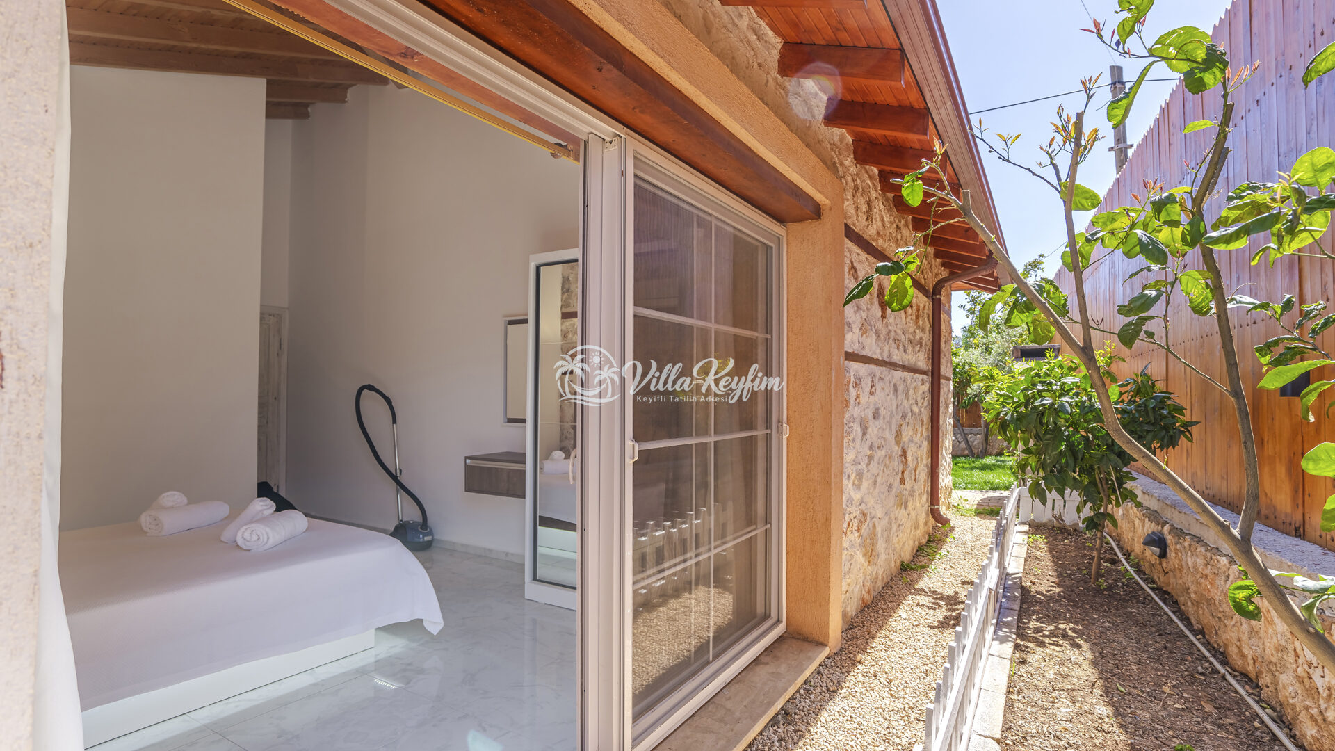 Villa Carya Famm 1 — 40
