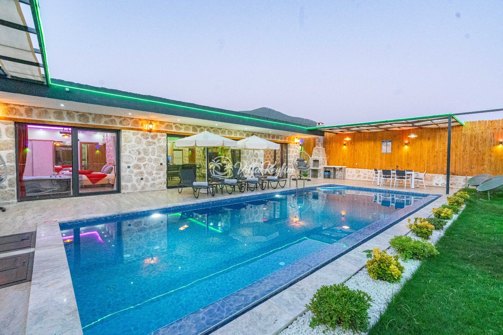 Villa Enes Wiev 2 — 4