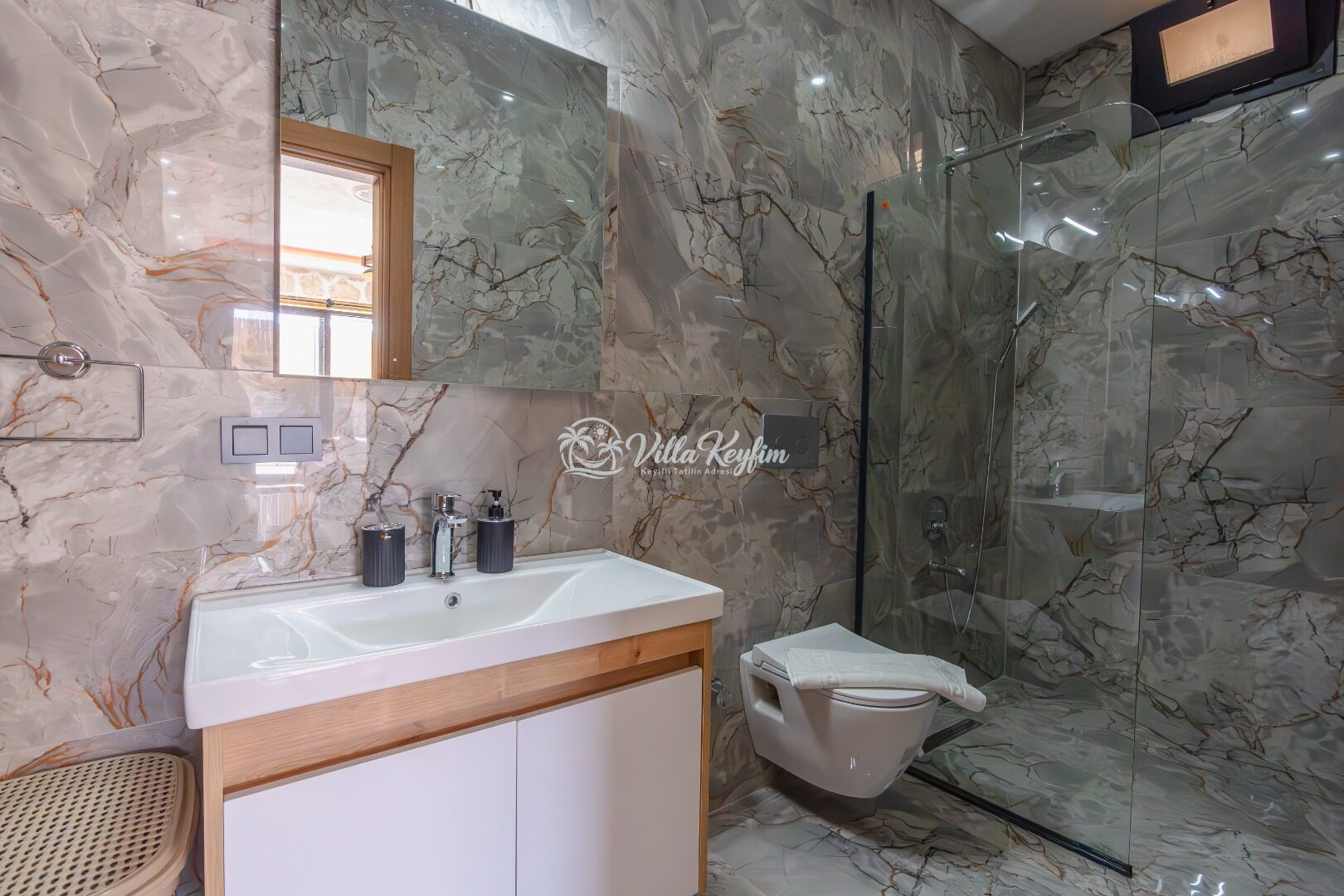 Villa Enes Wiev 2 — 84