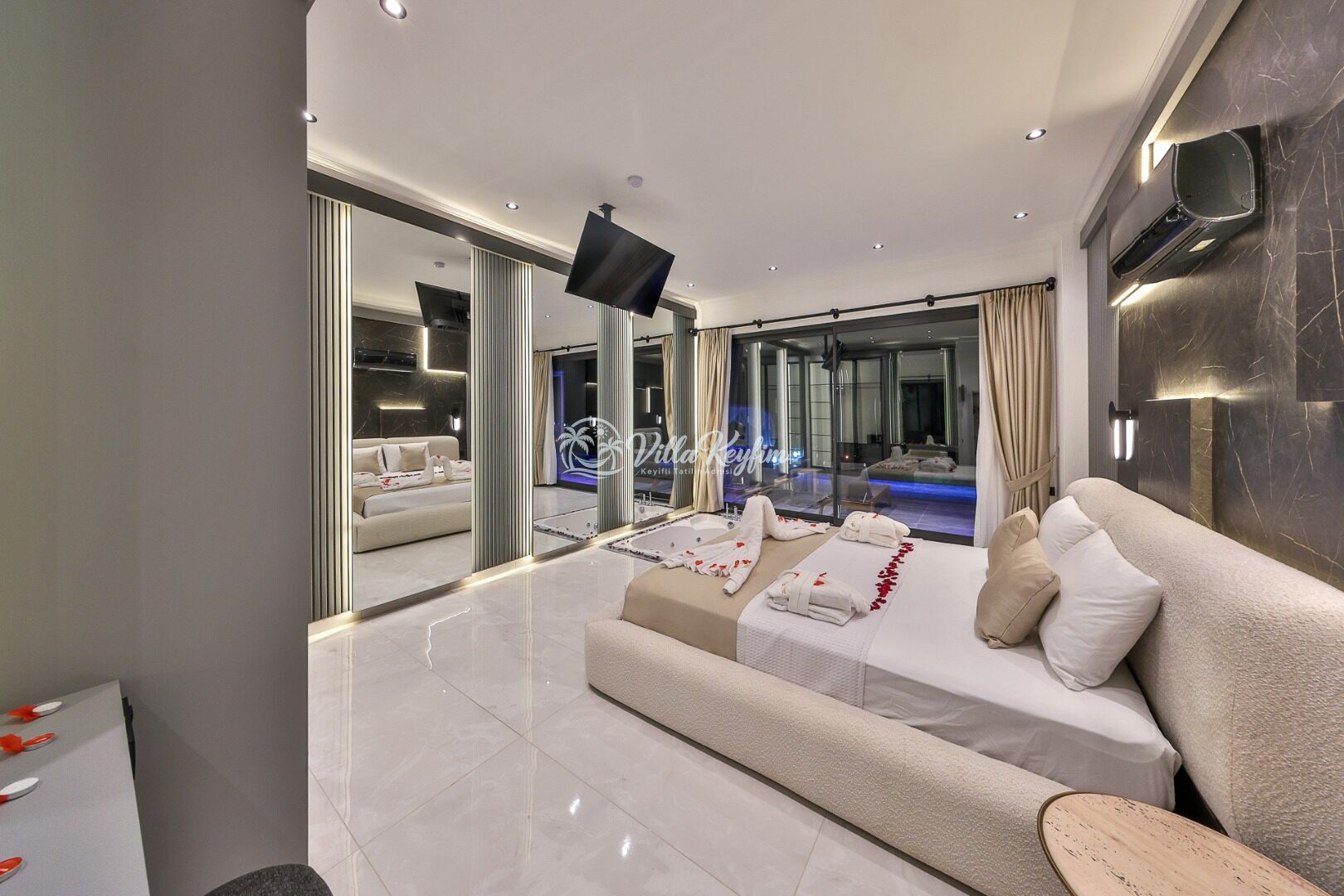 Villa Free — 120