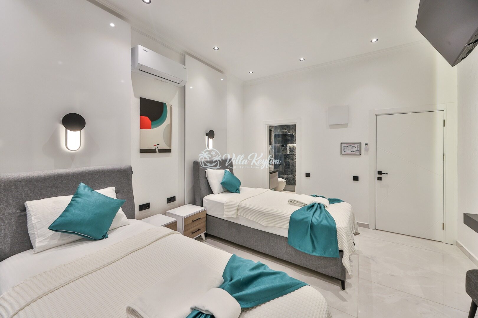 Villa Free — 130