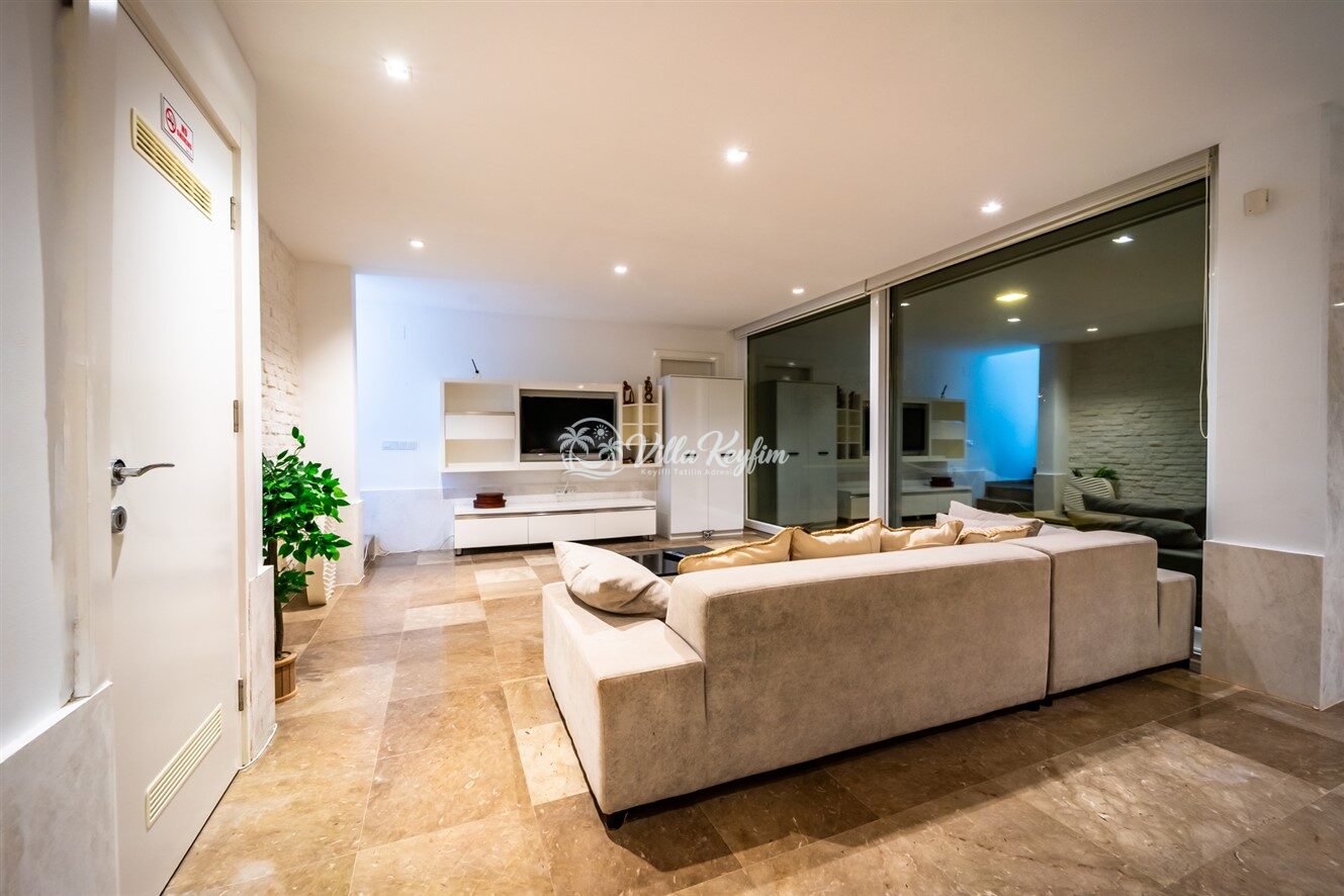 Villa Alba — 65