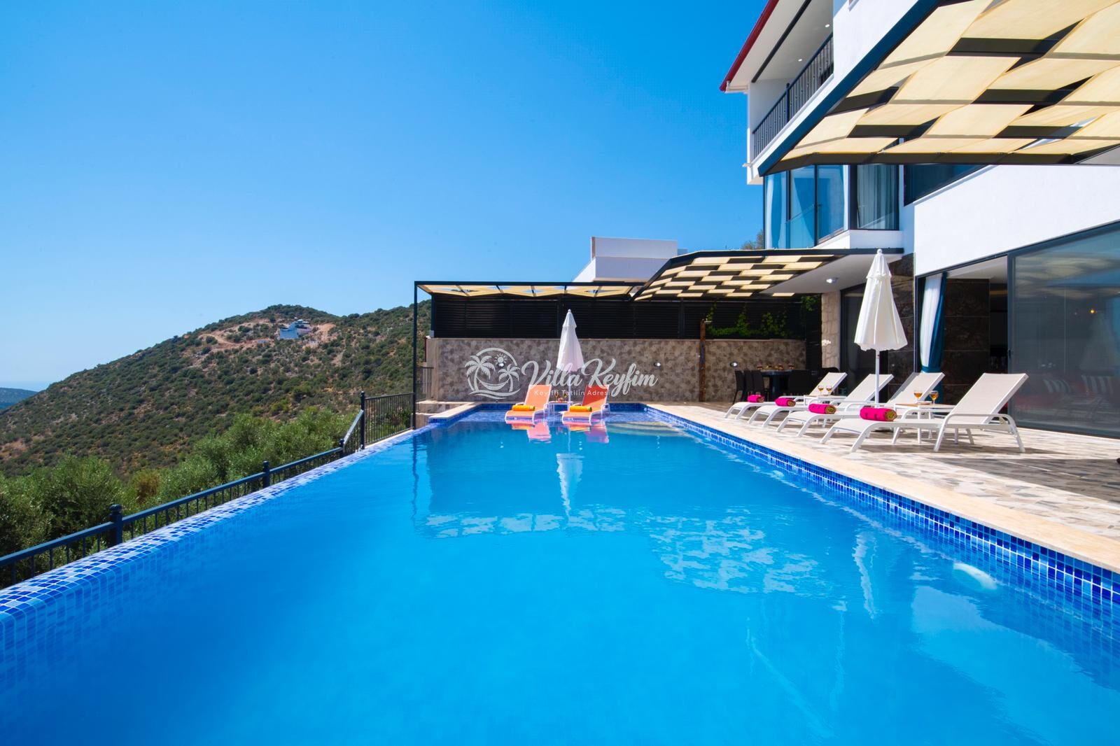 Villa İzo — 23