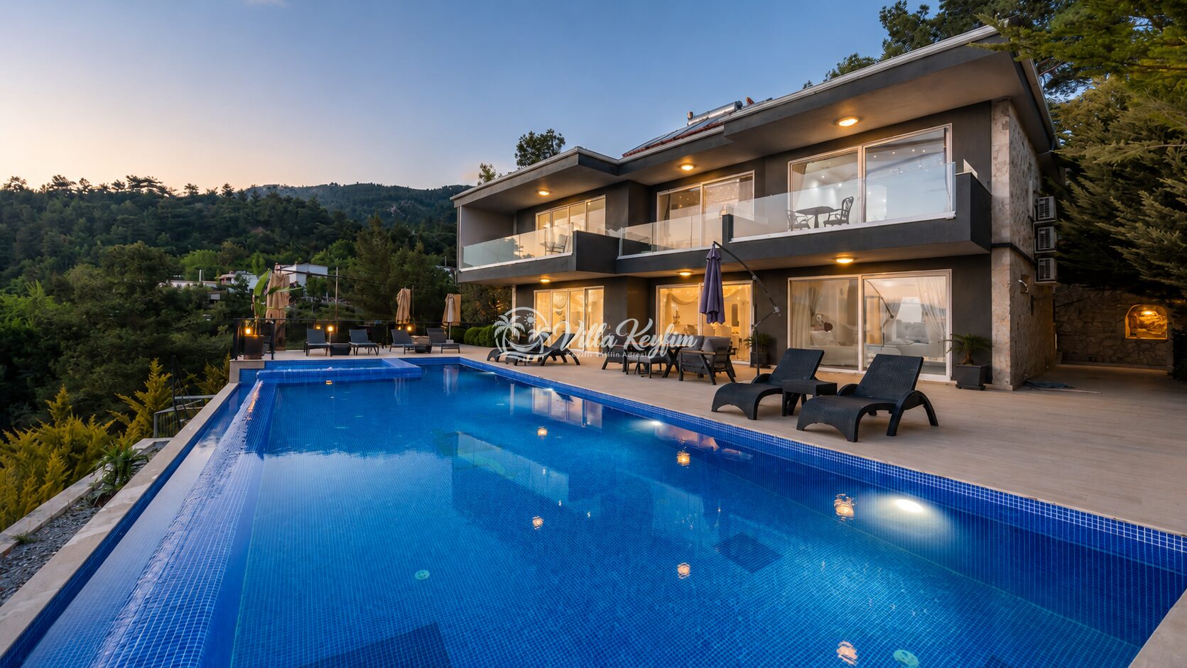 Villa Velaris — 12