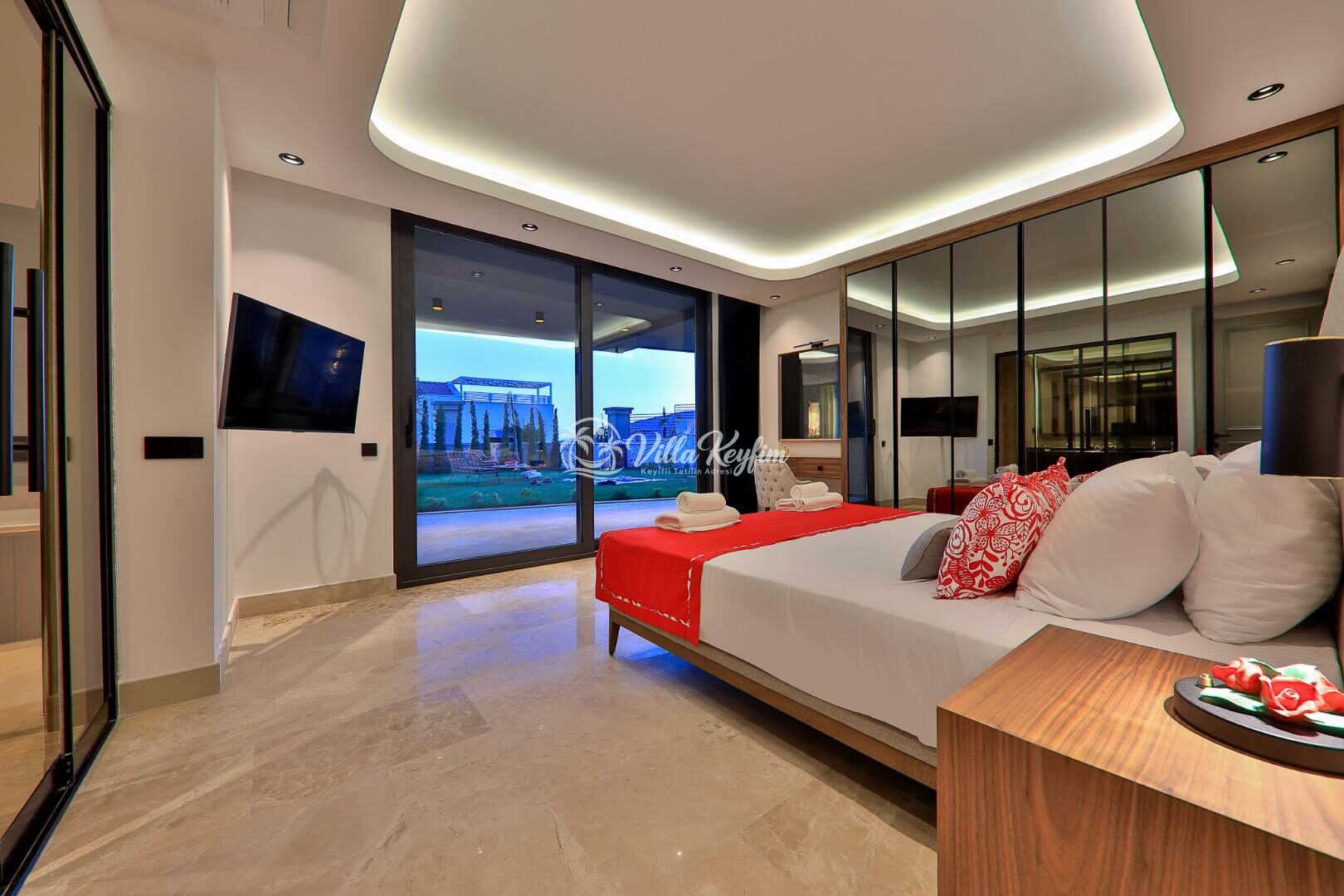 Villa Dreams — 36