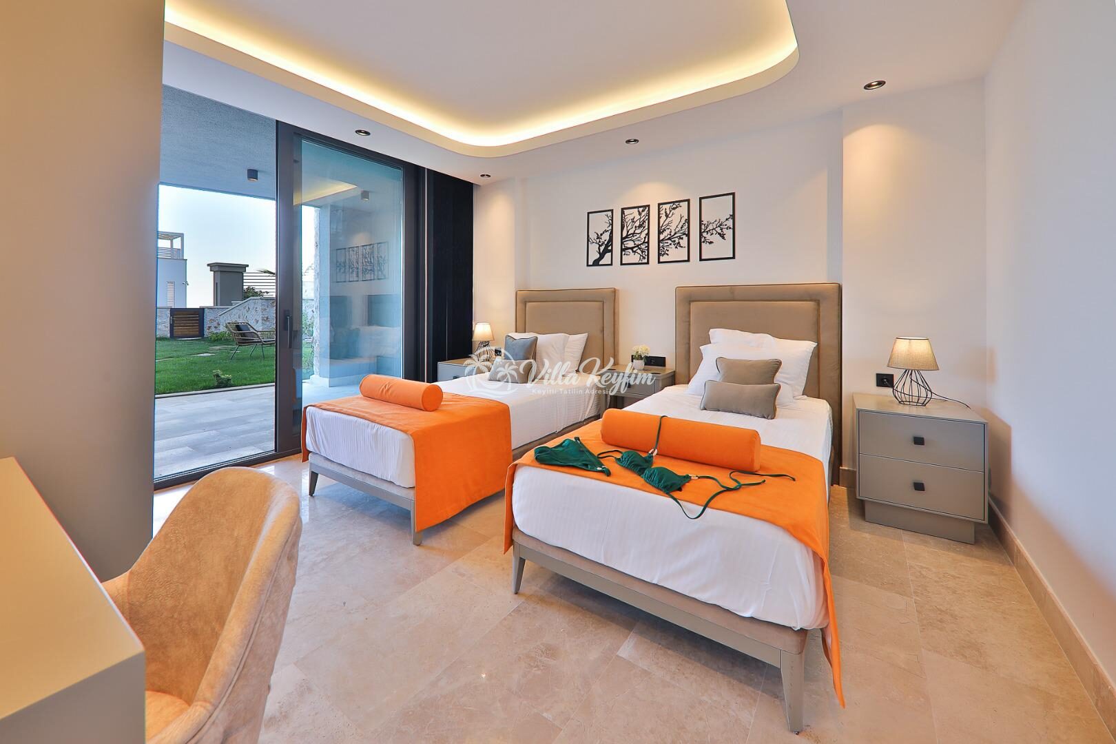 Villa Dreams — 49