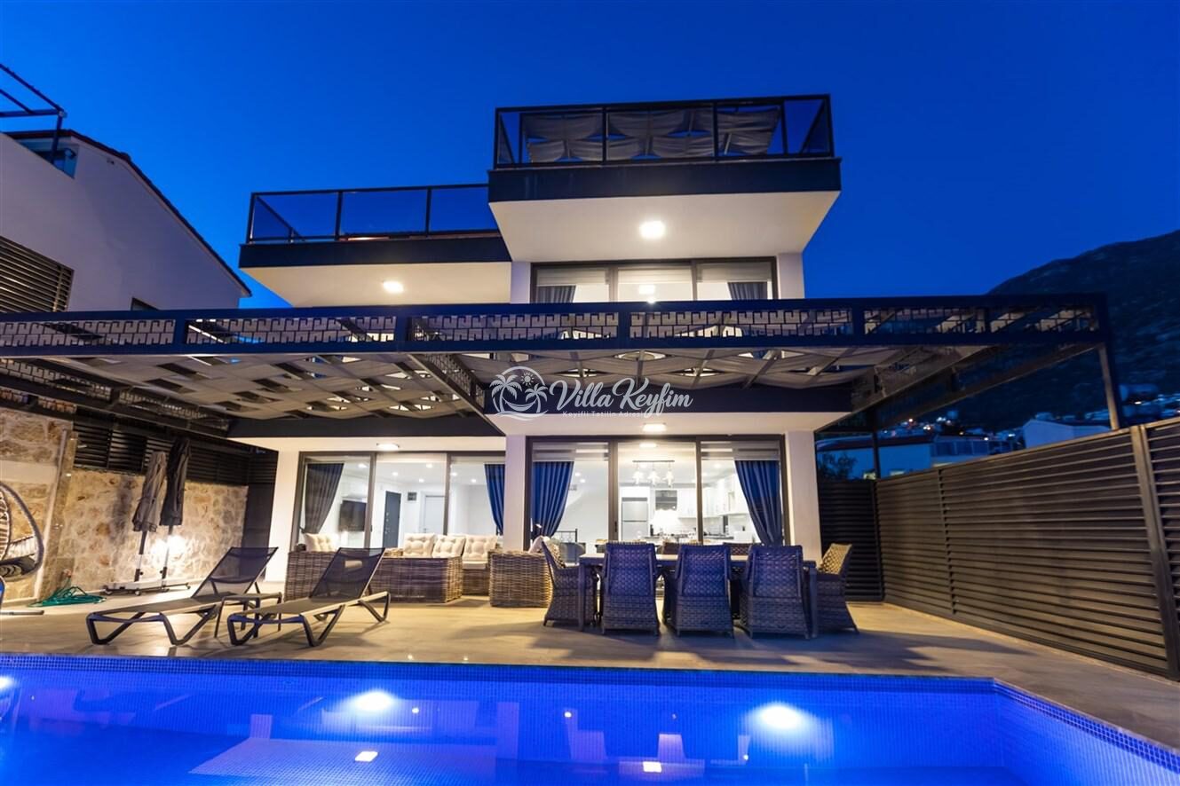 Villa Royal Hills 1 — 4