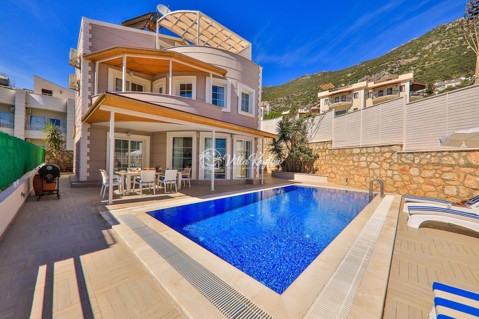 Villa Bitcoin — 3